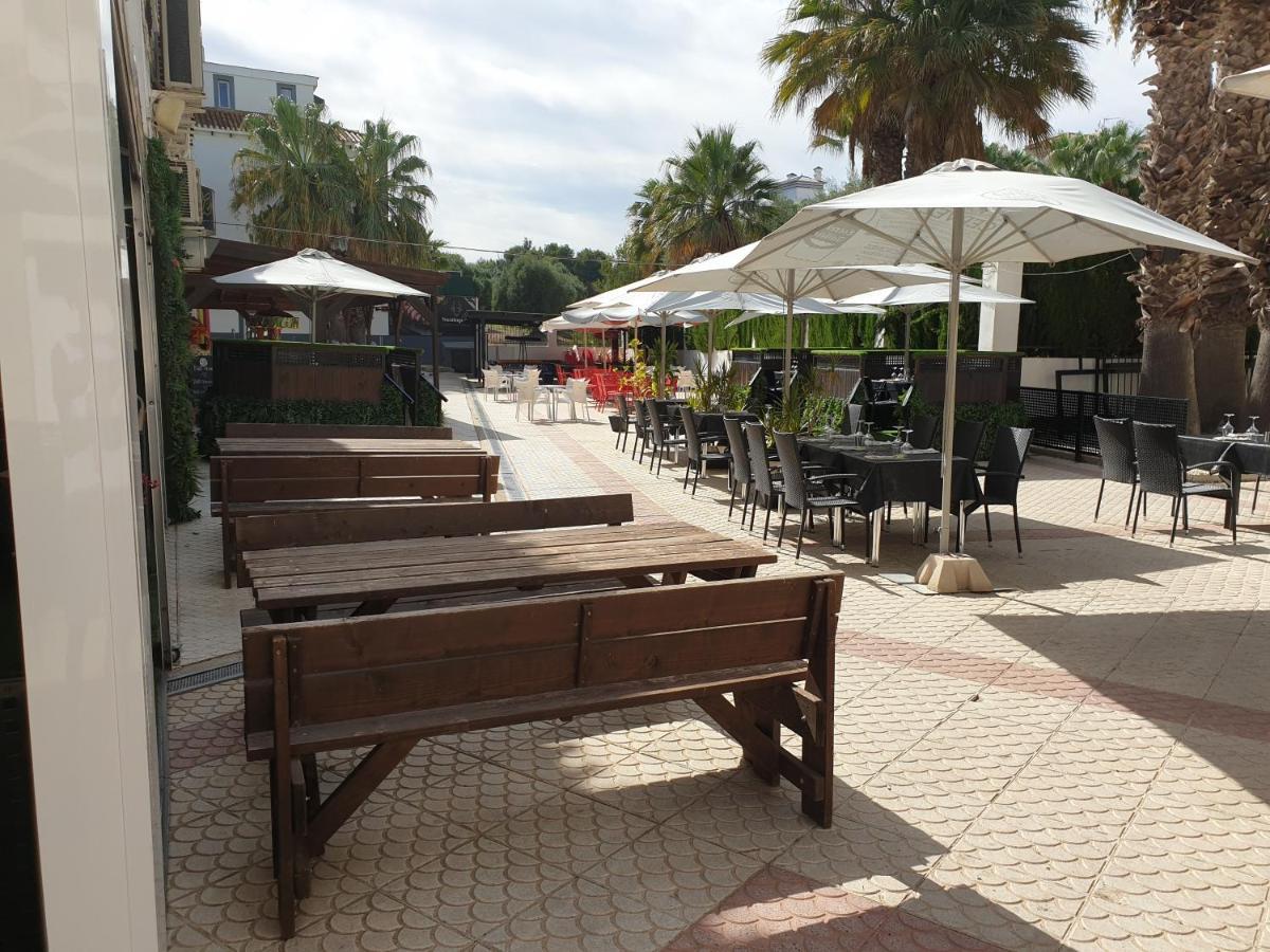 Amazing Villamartin House Sleeps 6 With Pool Villacosta Zewnętrze zdjęcie